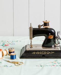 sewing-machine-pic